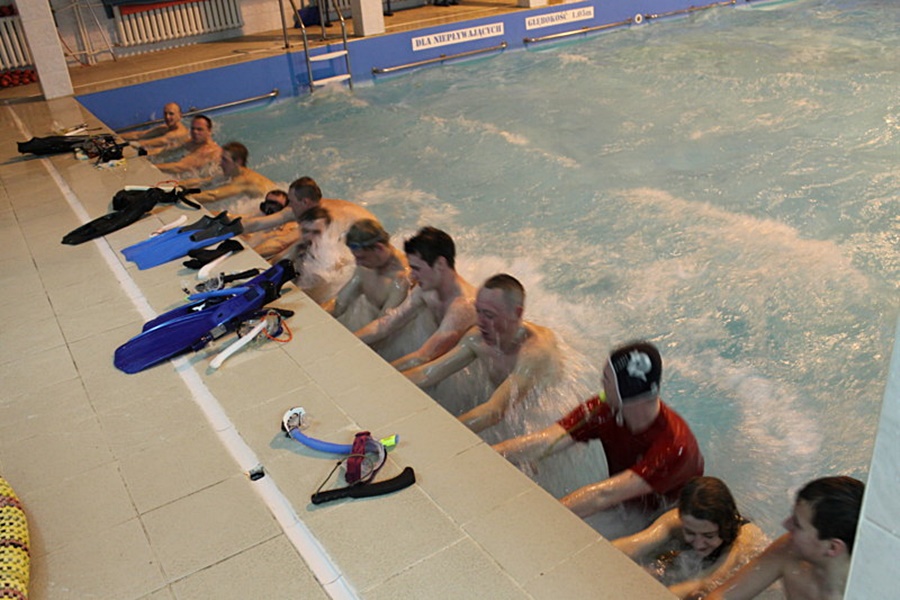 Hokej pod wodą Walenie Siemianowice Śląskie XII 2013